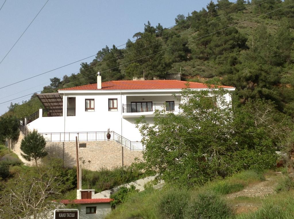 Appartement Ta Spitakia Tis Theodosias à Kalopanagiotis Extérieur photo